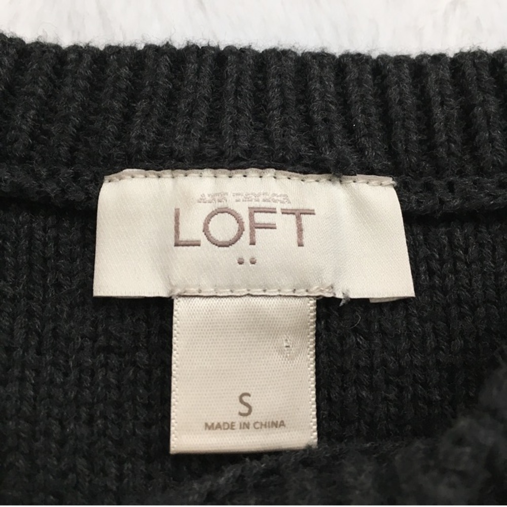 Like New Navy Blue Ann Taylor Loft Sweater - Picture 4 of 5